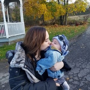 Meet your Posher, Bella